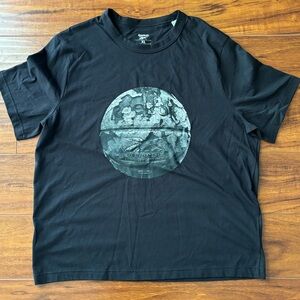 Reebok Black Graphic Tee